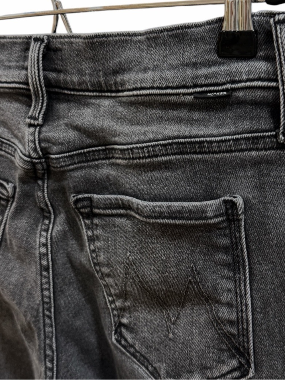 MOTHER The Mid Rise Hiker Hover Jeans in Call It A Night  Size 27 - Picture 10 of 15